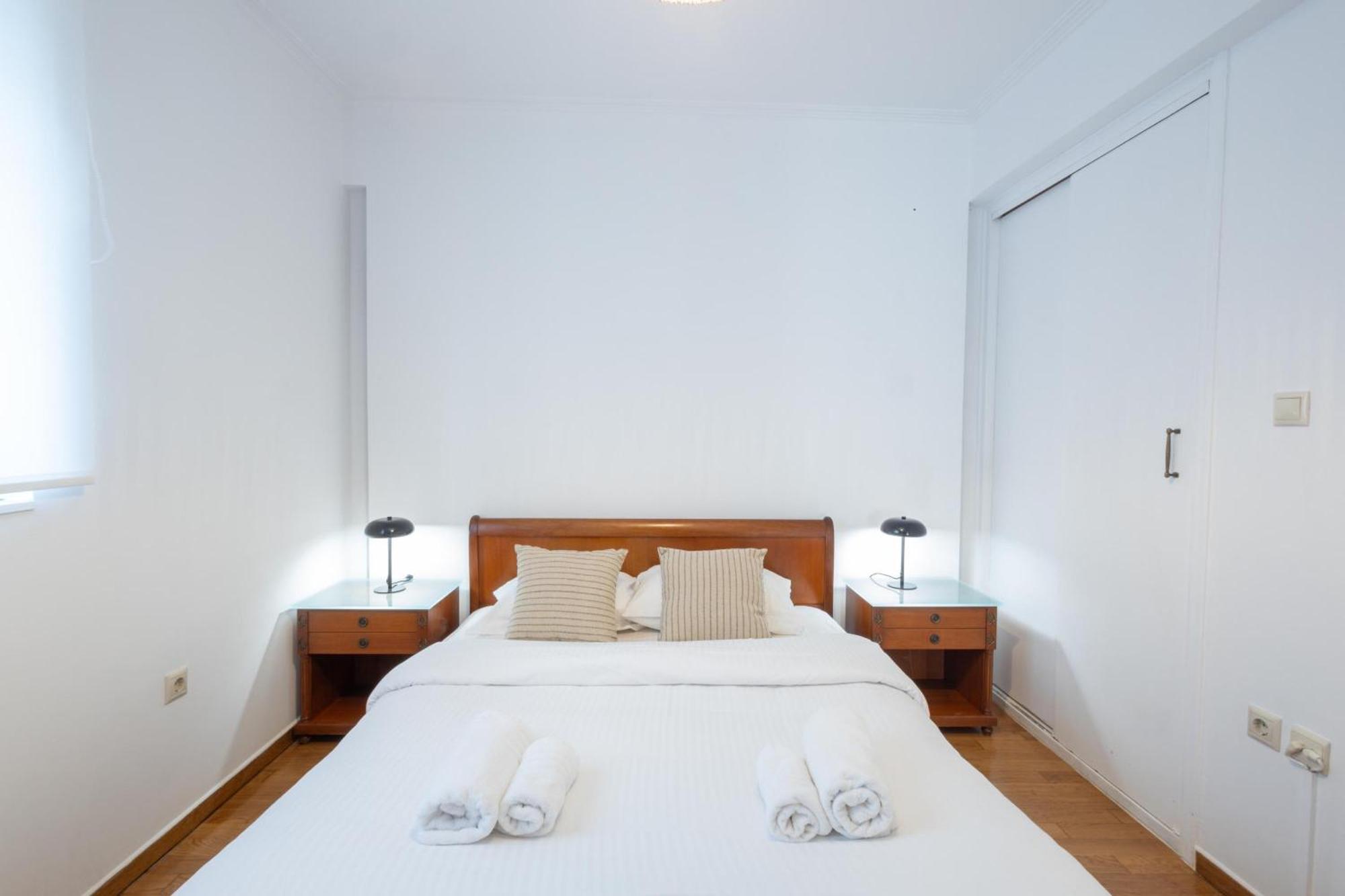 Luxury And Spacious Apt For 6 Guests Atene Esterno foto